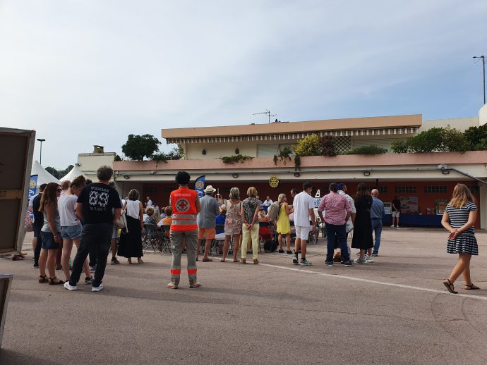 Florence FABRIS Artiste Peintre et Tatoueuse à Nice ❤️ French Artist 🎨 Painter 💉 Tattoist