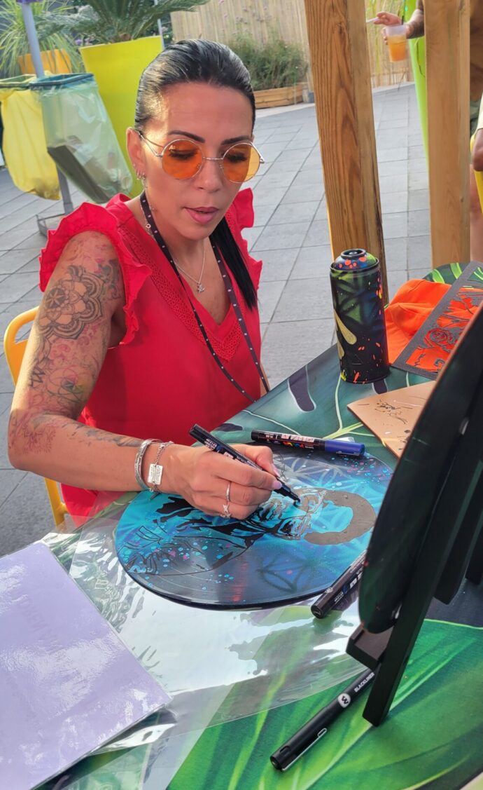 Florence FABRIS Artiste Peintre et Tatoueuse à Nice ❤️ French Artist 🎨 Painter 💉 Tattoist